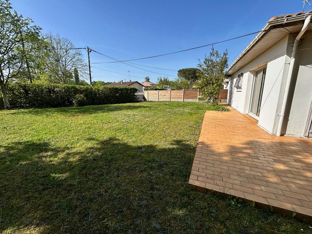 BLANQUEFORT Maison Lafon Mr  et Mme 4