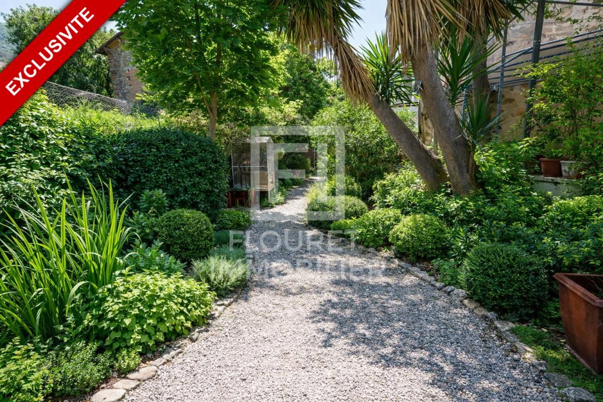 MONTESQUIEU-DES-ALBERES Mas catalan atypique de caractère - 5 chambres, 2 bureaux, piscine, volumes rares 4