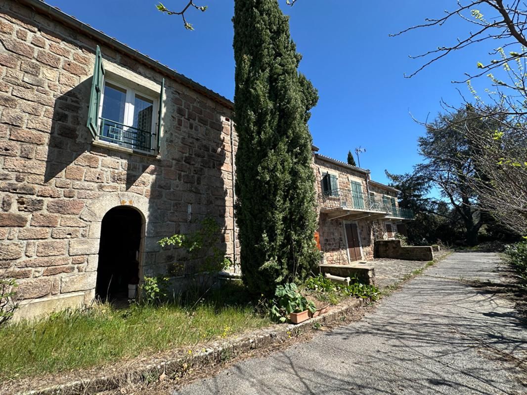 PLANZOLLES Maison et Gîtes Planzolles 10 pièce(s) 292 m2 2