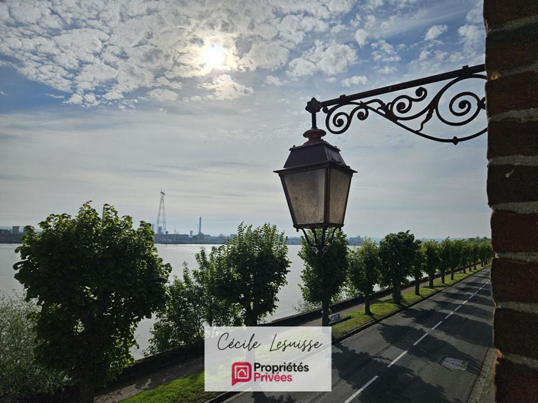 QUILLEBEUF-SUR-SEINE Maison de caractère - 5 pièces 2