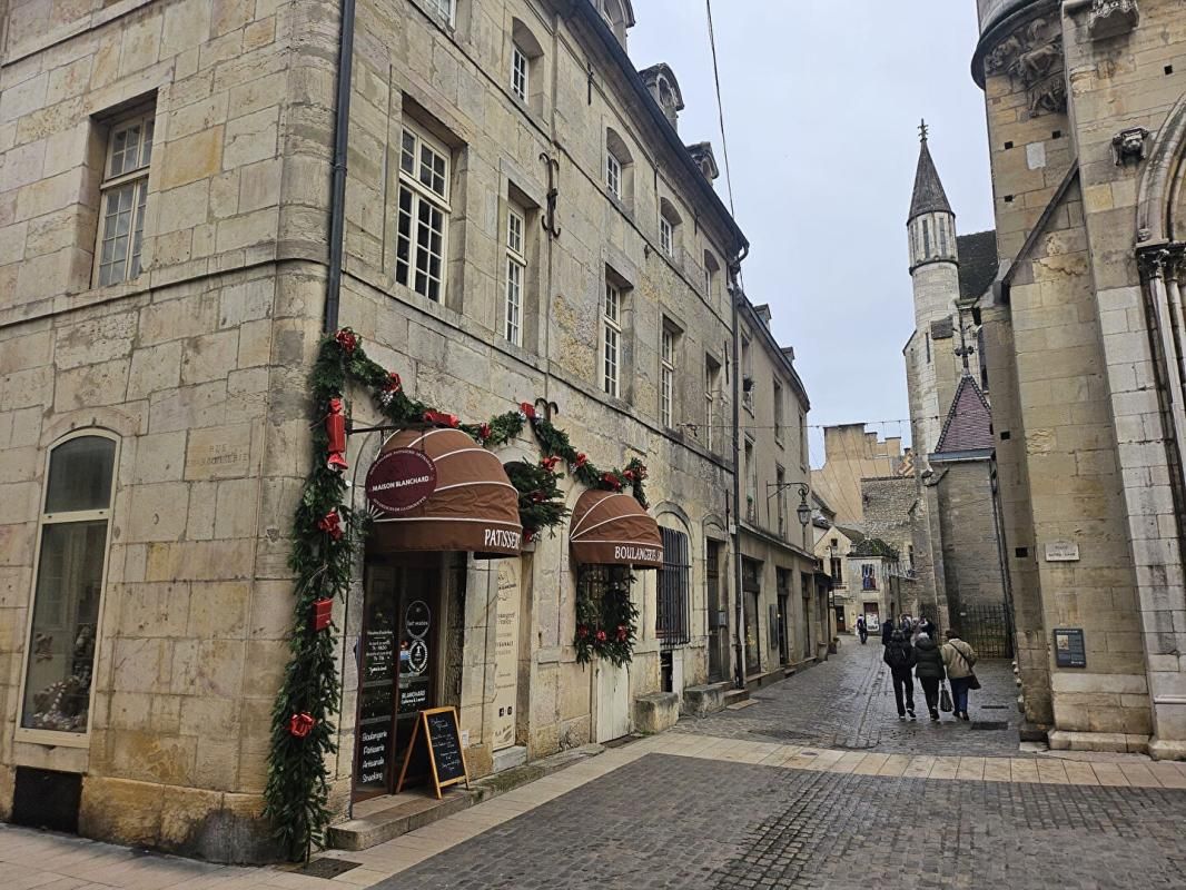 DIJON Dijon hyper centre ville 1