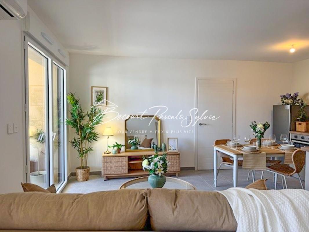 SARRIANS FRAIS DE NOTAIRES OFFERT: Appartement en duplex Sarrians 3 pièce(s) 66.80 m2 terrasse 7,1 m2, 2 parkings 4