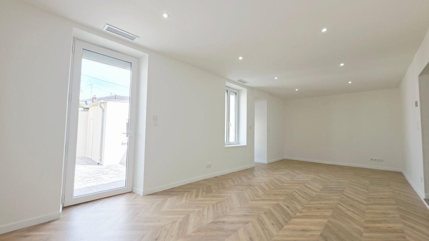 BOURGES BOURGES MAISON RÉNOVÉE 95M² 4 PIECES 3 CHAMBRES 3