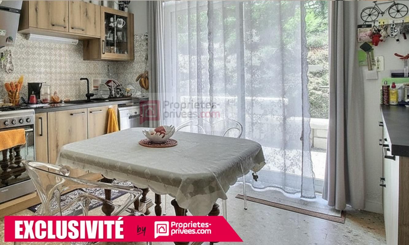 BRIVE-LA-GAILLARDE Maison familiale en pierres - Brive Ouest - Espace à vivre de PLAIN PIED - Terrain 5 038 m² 3