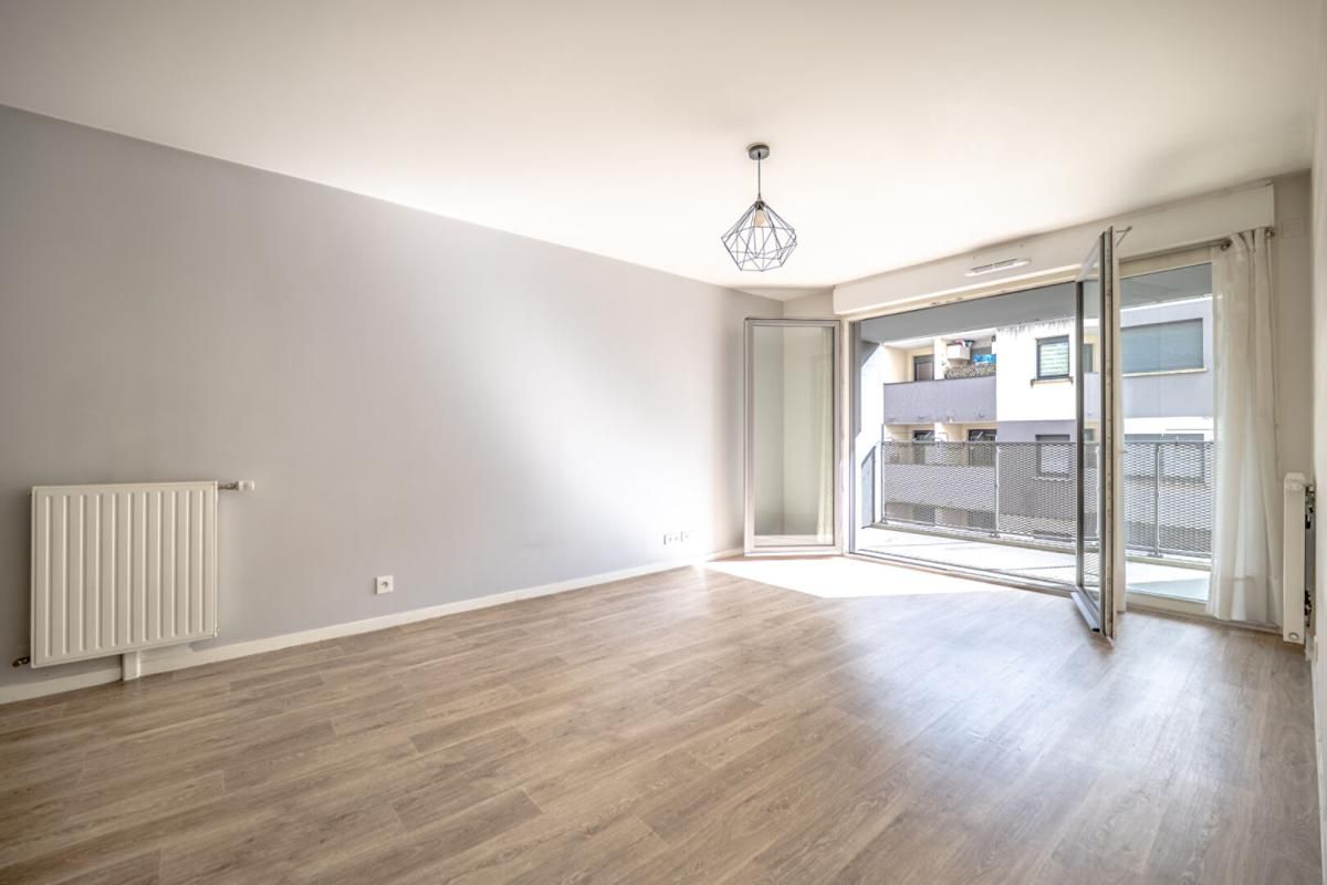 ALFORTVILLE Appartement 2 pièces proche RER D et Métro ligne 15 1