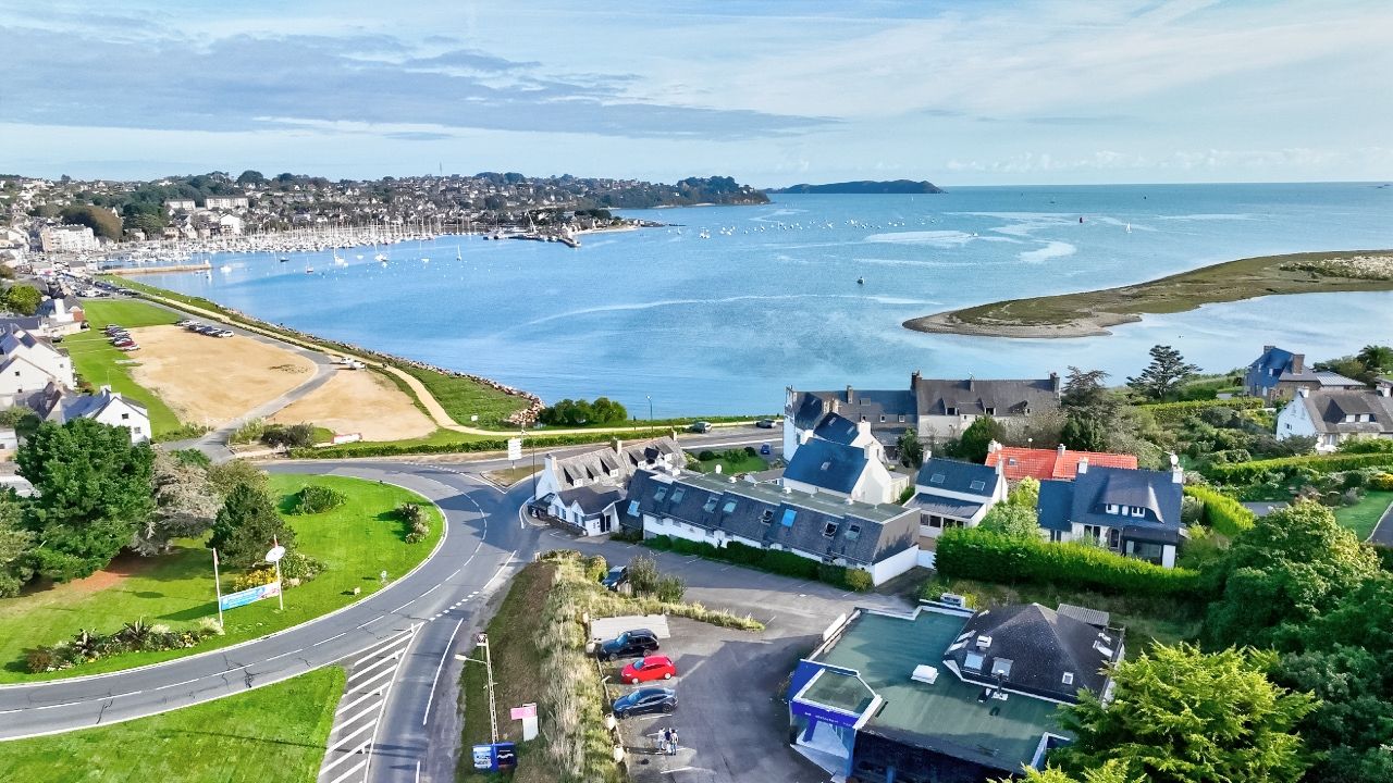 PERROS-GUIREC Vente appartement T2 , vue mer avec balcon, Perros-Guirec ( 22700) 2