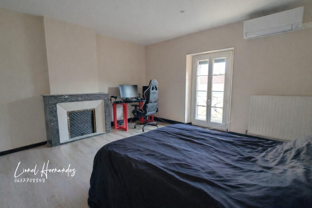 ALES Alès centre - Maison de caractère rénovée de 157m² avec terrasse et jardin 4