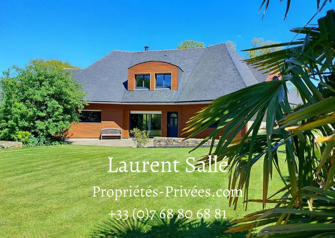 QUESTEMBERT Maison de 220 m2 avec terrain 2
