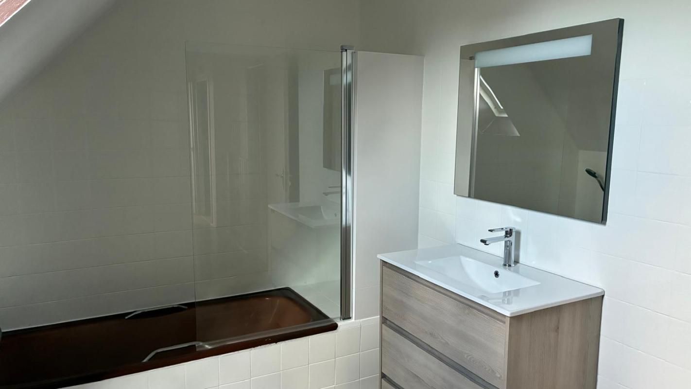 PRINQUIAU Maison 4 chambres  112m2 4