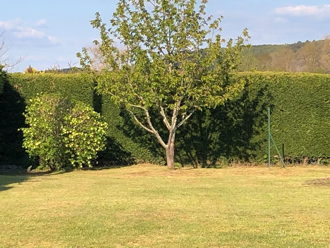 MONTIGNAC Terrain Montignac Lascaux 1052 m2 3