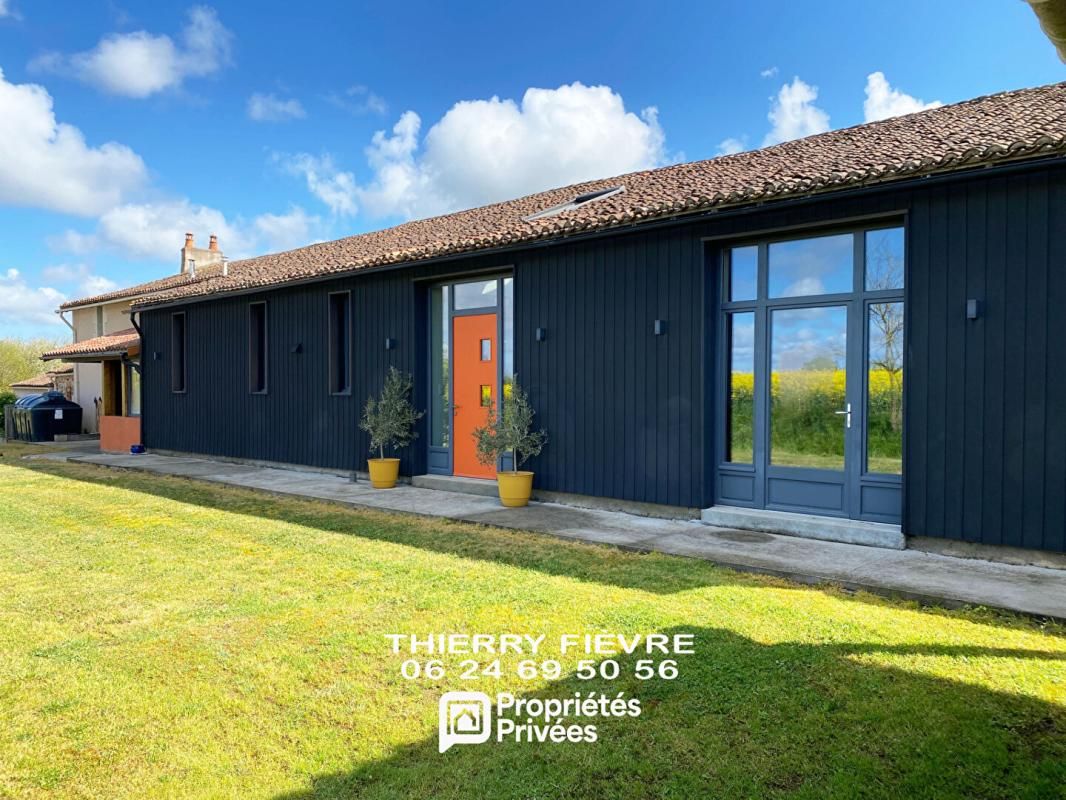 CERSAY Val en Vignes 79290 - Propriété de caractère 409 m²  Maison 4 chambres + 3 gîtes possibles  Fort potentiel locatif ou projet mixte 4