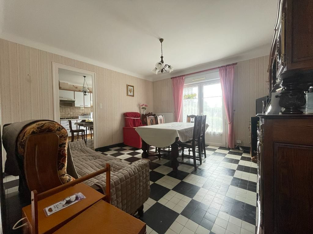 SAINT-LYPHARD Maison Saint Lyphard 5 pièce(s) 3