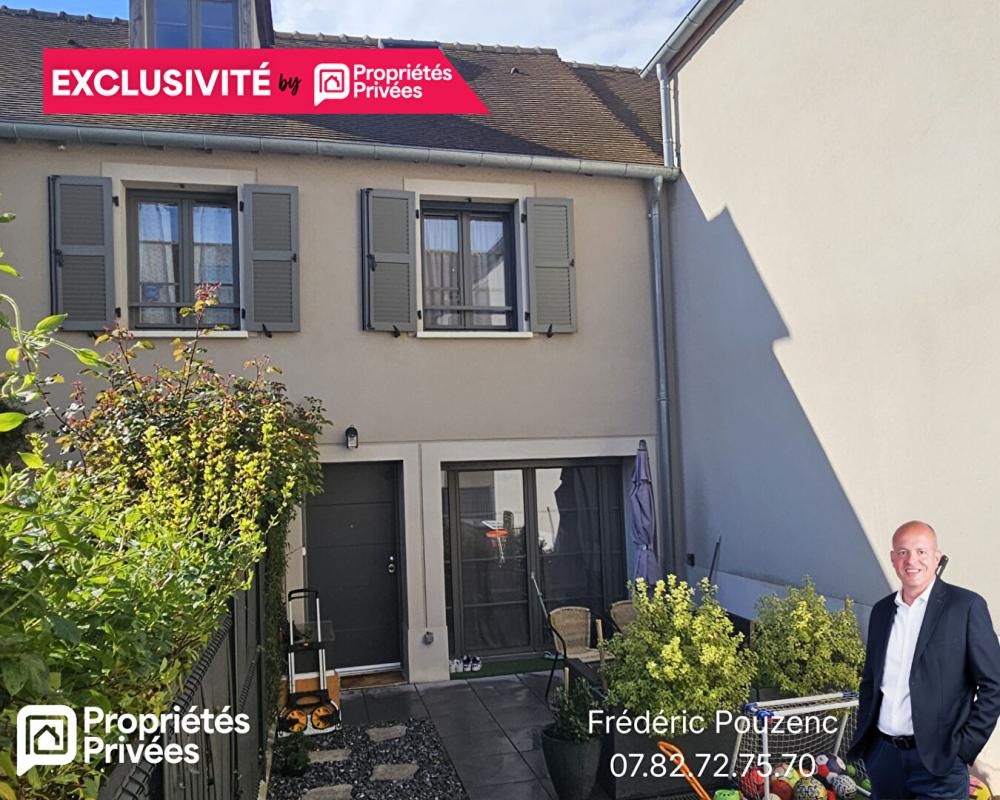 Maulette / Maison de ville récente en duplex avec jardinet