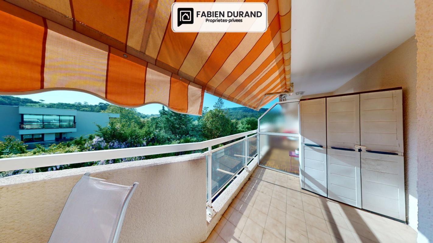 MANDELIEU-LA-NAPOULE Mandelieu-la-Napoule - Appartement 3 pièces dernier étage avec double terrasse et box 2