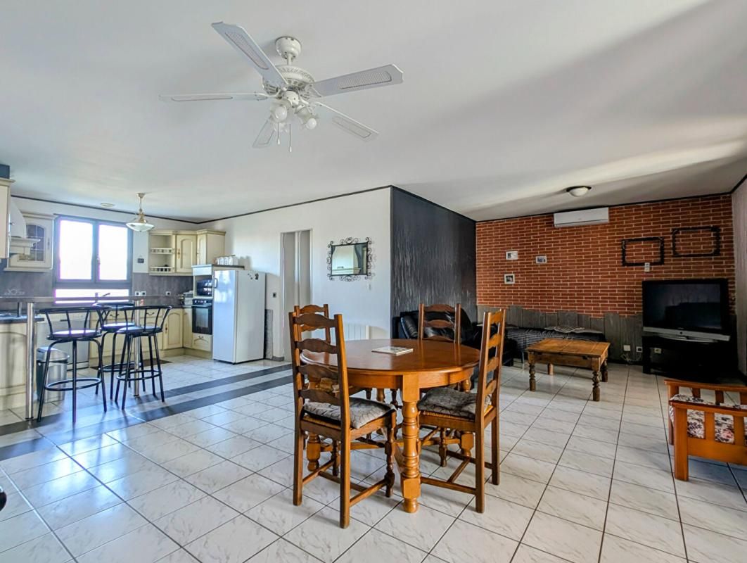 BERAT Maison T5 de 135 m2 avec double garage sur terrain de 1300 m² 3