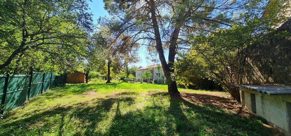 LAVAL-PRADEL Maison familiale 200 m² - 6 chambres - terrain 1 hectare au calme 2