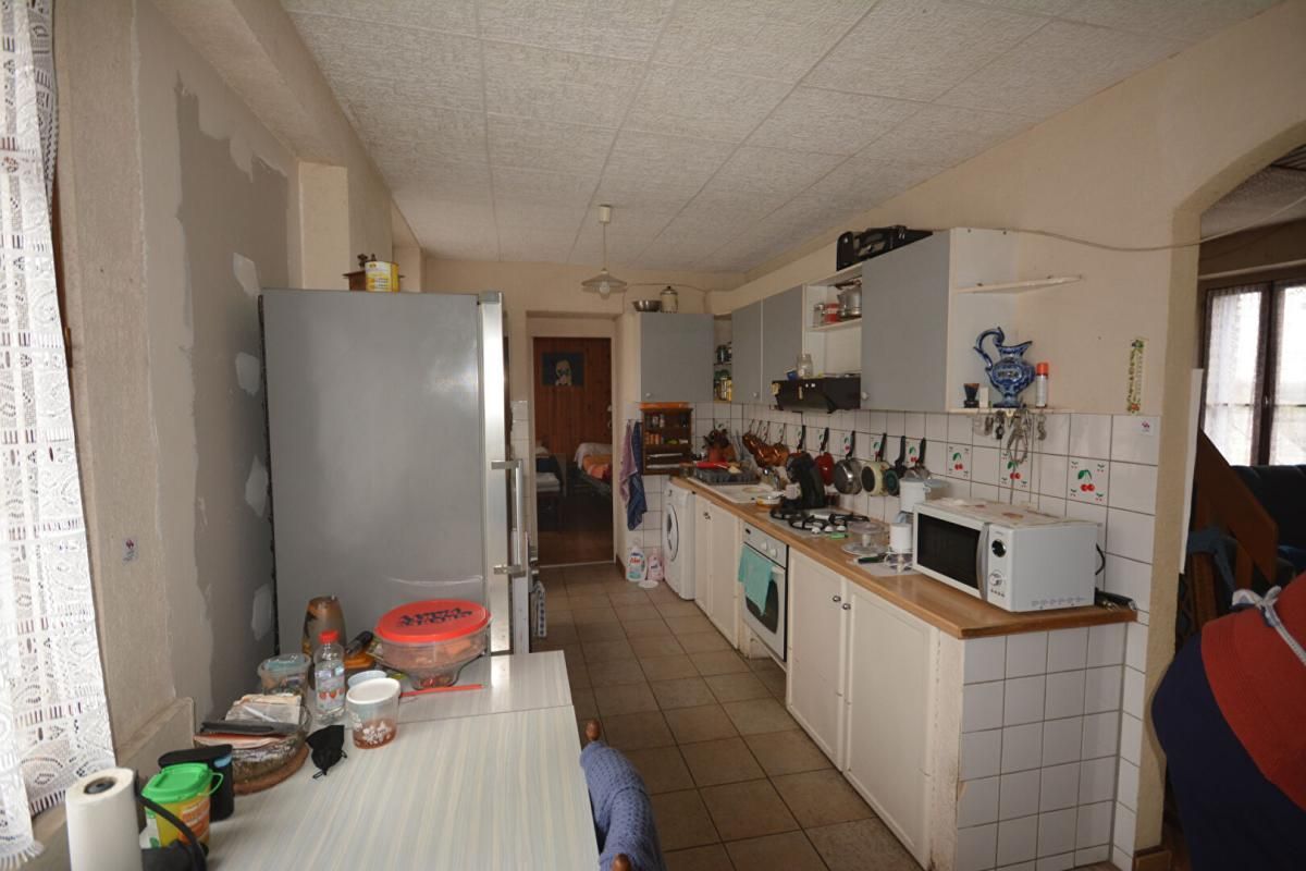 SAINT-ETIENNE-DE-FURSAC Viager occupé 2 têtes 83 et 80 ans 3