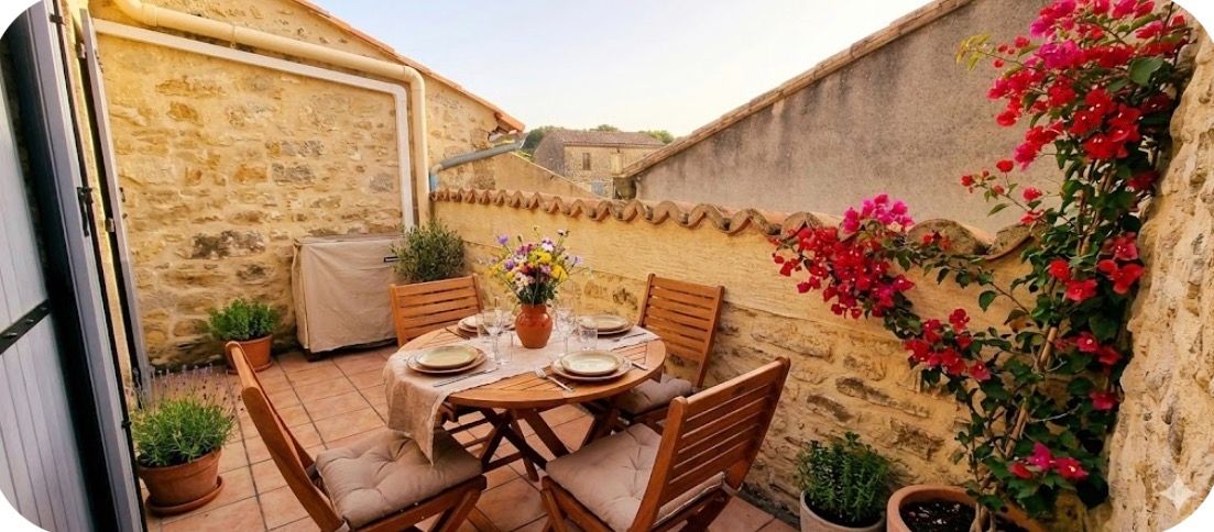 PEYRIAC-DE-MER VENTE APPARTEMENT DE CARACTERE - 94.53M2-PEYRIAC DE MER 1