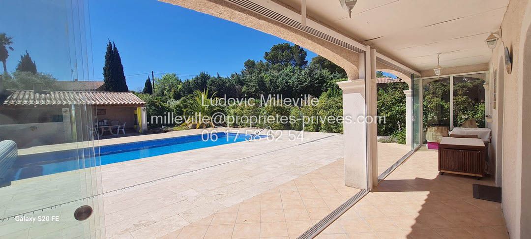 FOUZILHON Villa de 120m²+veranda de 15m², grand garage 73m², piscine/pool à house sur 1033 m² de terrain 3