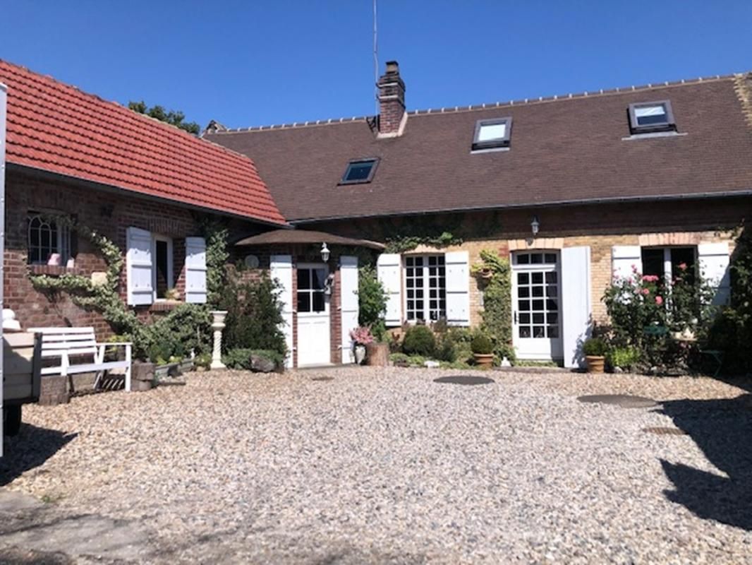 ETREPAGNY PROCHE GISORS Longère 4 chambres 110 M2 1