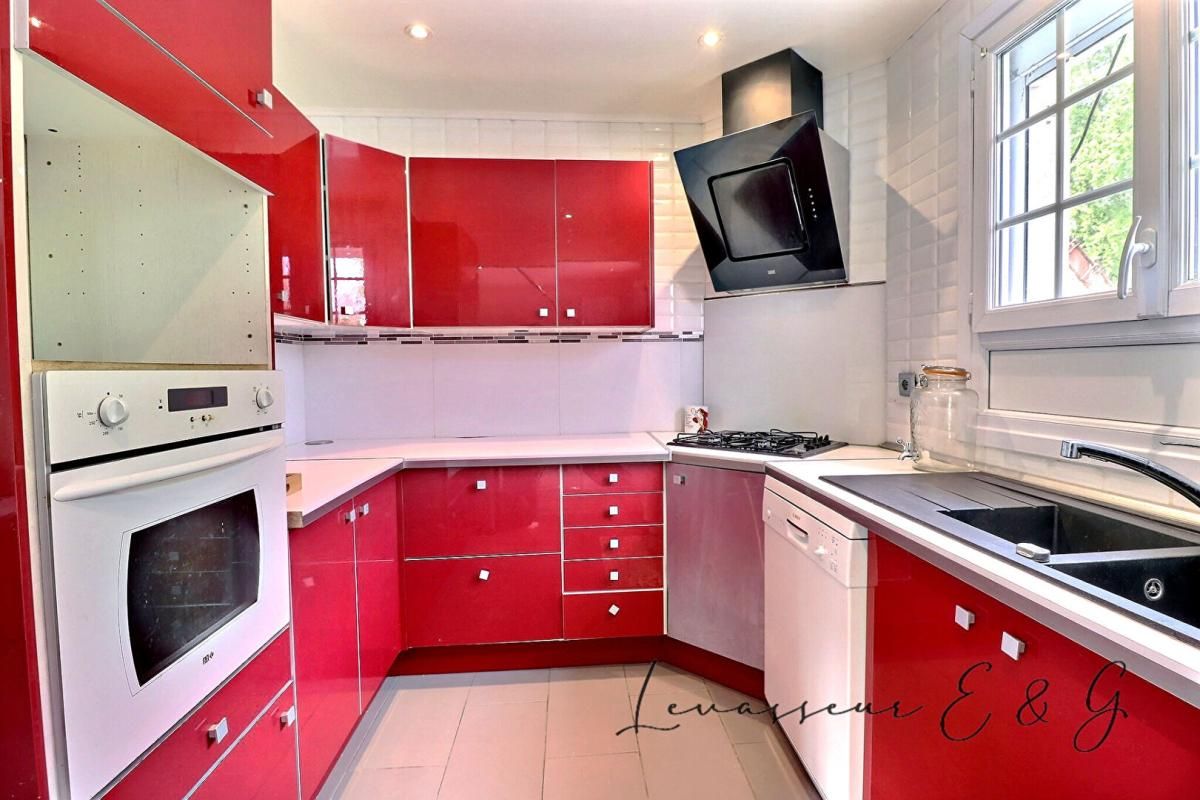 AGNETZ Agnetz - Maison 4 chambres sur sous-sol total et 1450m² 3