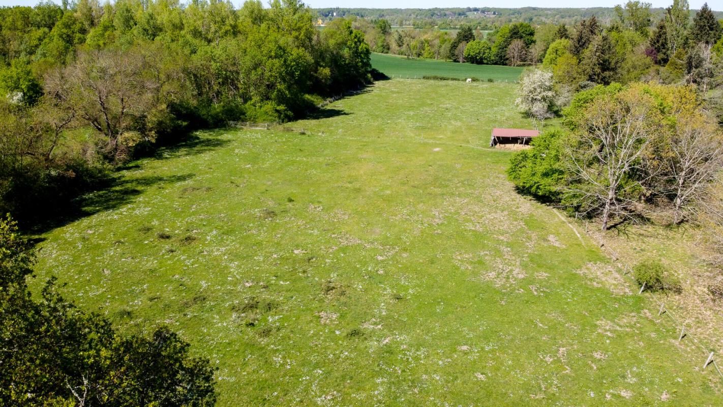 SAINT-GEORGES-SUR-LA-PREE Propriété de loisirs Saint Georges Sur La Prée 6 pièces 115 m2 2