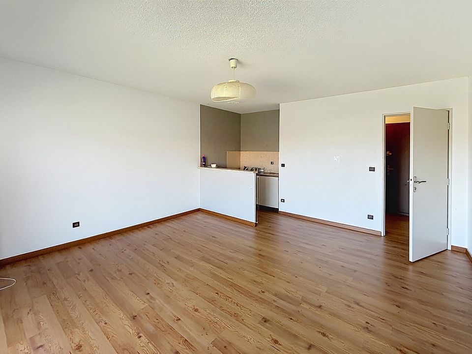 MANOSQUE Appartement Manosque 1 pièce(s) 34.15 m2 2