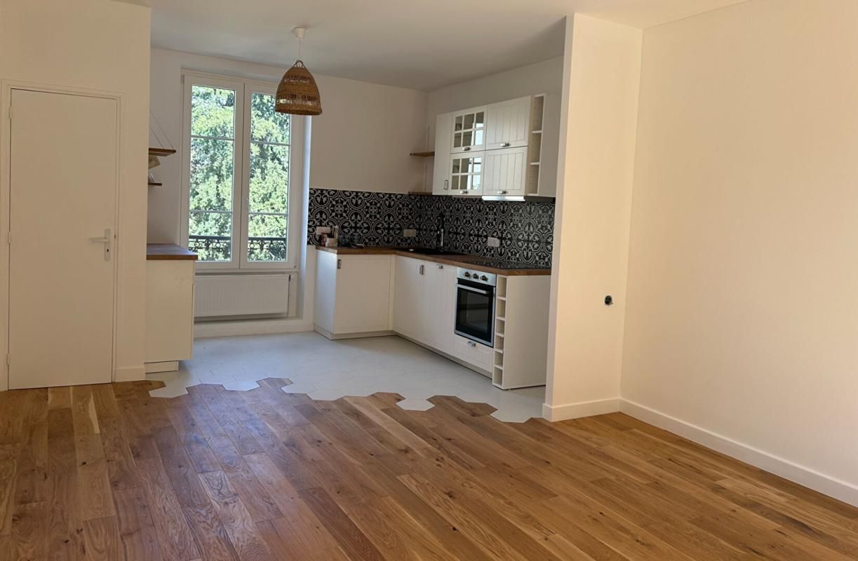 RAMBOUILLET Appartement Rambouillet 3 pièce(s) 60.40 m2 4