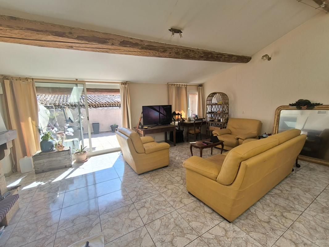 LEZIGNAN-CORBIERES Cruscades :  2 habitations en une : Maison 188m² 2