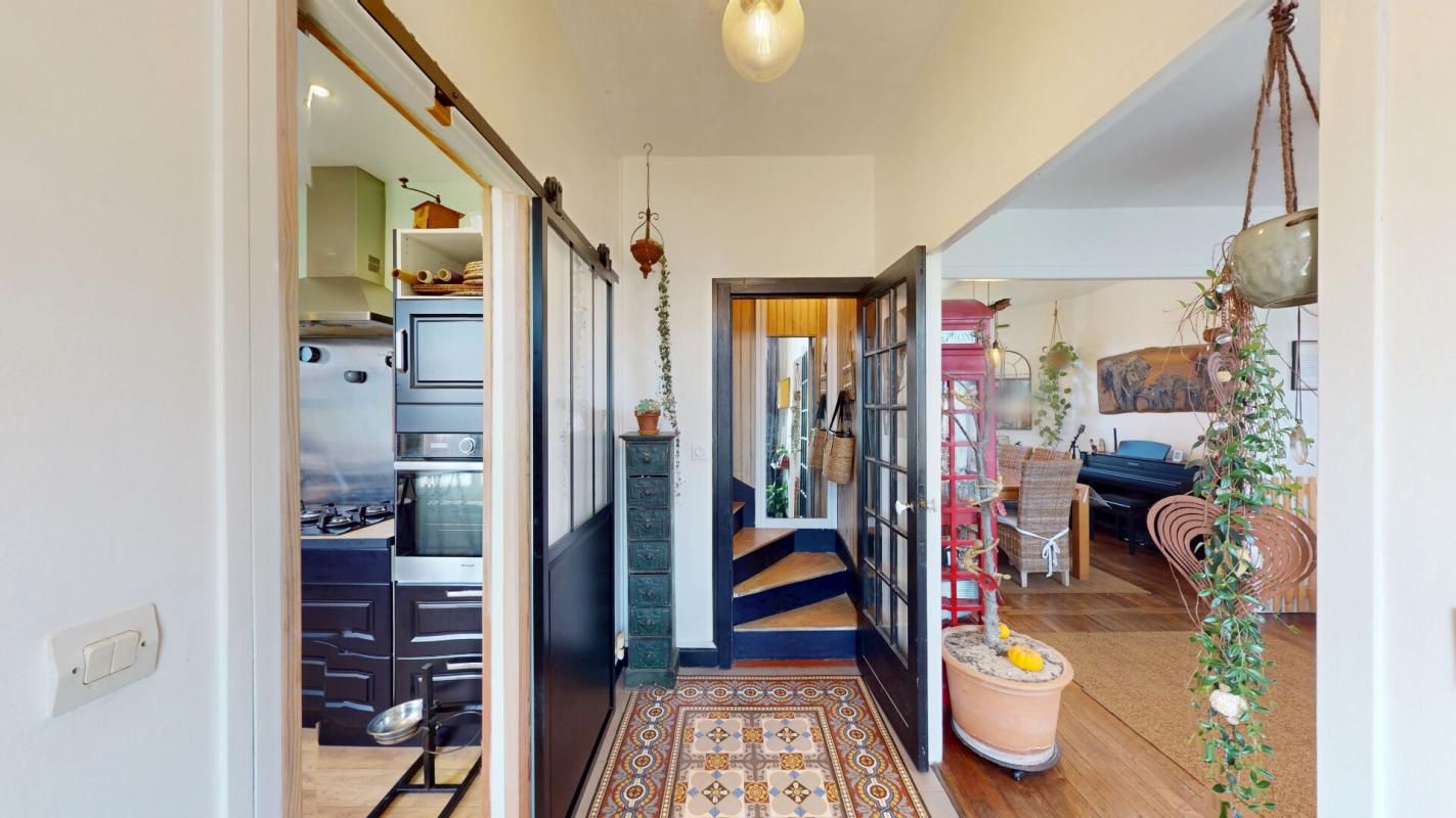 VIERZON Maison Vierzon 6 pièce(s) 137.9 m2 2