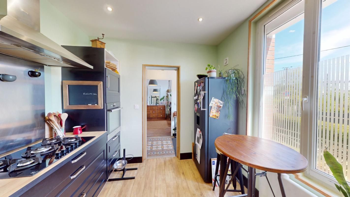 VIERZON Maison Vierzon 6 pièce(s) 137.9 m2 4