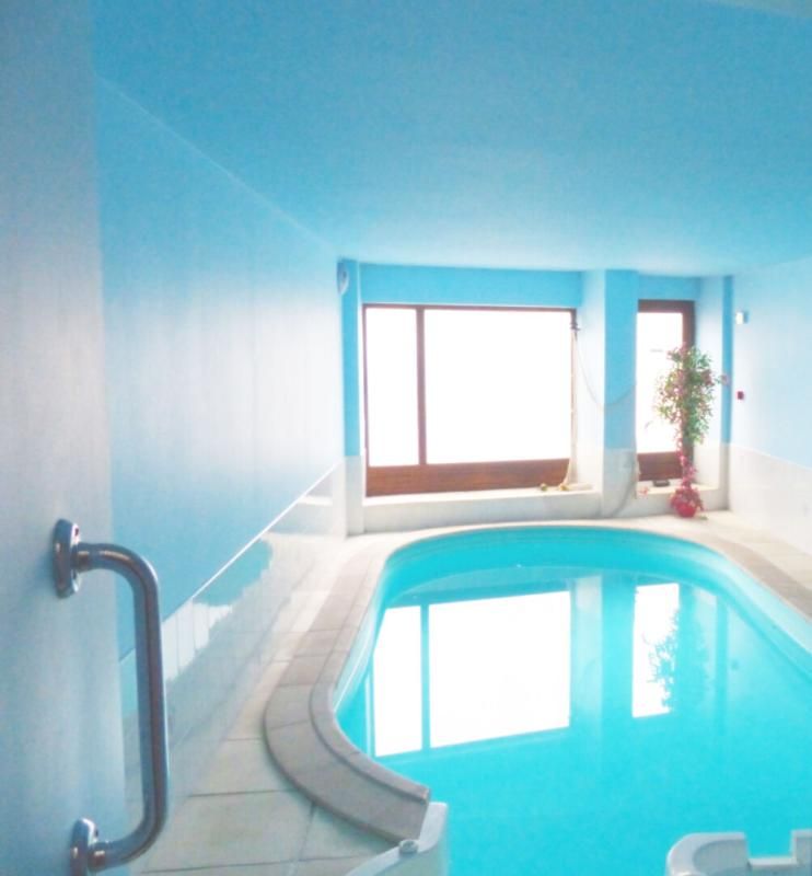 LE PUY-EN-VELAY Hôtel, Bar, Restaurant d'exception avec piscine à Laussonne 2