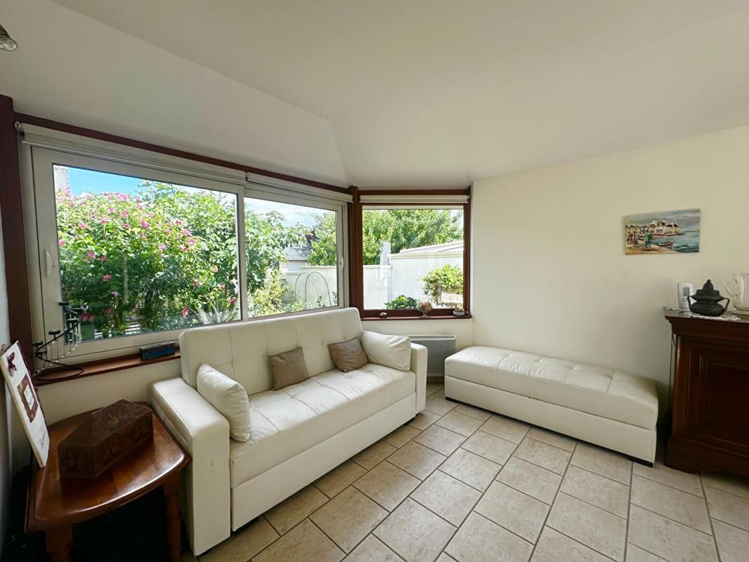 LA MEMBROLLE-SUR-LONGUENEE Maison de 130 m2 - 5 chambres 4