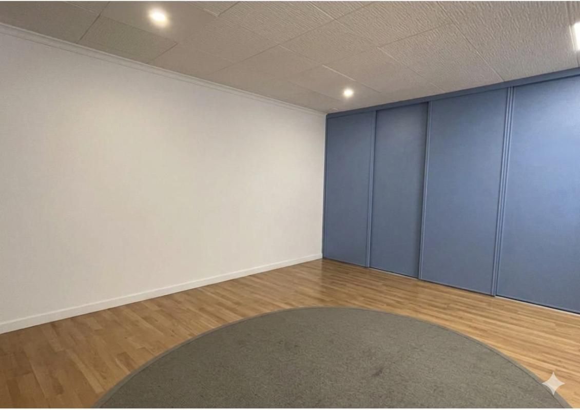 LEZIGNAN-CORBIERES Vente Immeuble  292 m2 - 11200 LEZIGNAN CORBIERES - 188 000 4