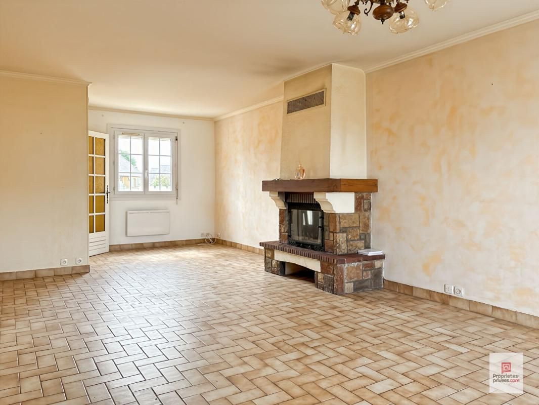 PRECIGNE Maison Precigne 8 pièce(s) 125.67 m2 3