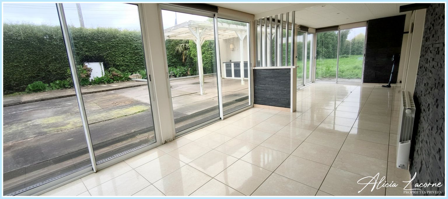 SAINT-SAUVEUR-D'EMALLEVILLE Maison St Sauveur D Emalleville 10 pièce(s) 295 m2 4