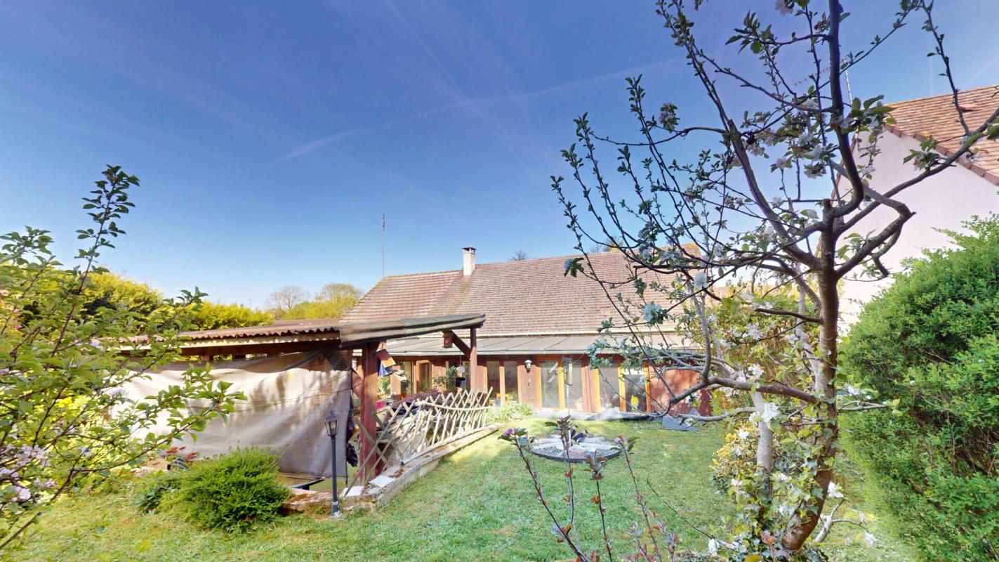 CHOISY-EN-BRIE Maison de plain pied 160 m2 Choisy En Brie 7 pièce(s) 226 500 2