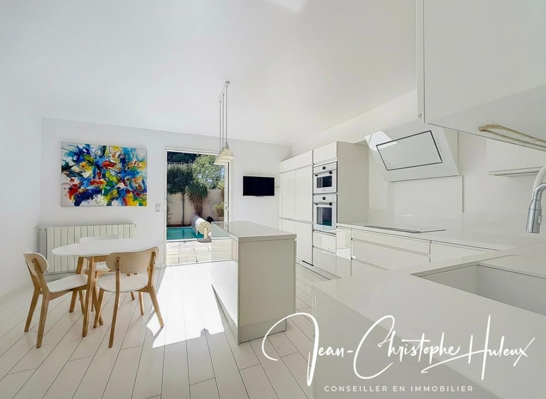 BOUILLARGUES Bouillargues Maison 5 pièces 156 m2 avec Piscine 3