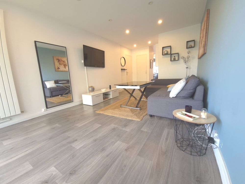 SAINTRY-SUR-SEINE Appartement  à Saintry sur Seine 3 pièce(s) 1