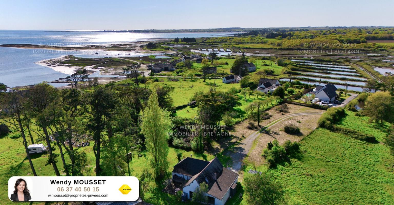 LE TOUR-DU-PARC Grand terrain naturel en bord de mer - Cadre exceptionnel et préservé 1