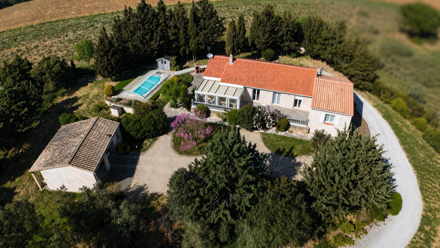 MALVES-EN-MINERVOIS Villa Malves En Minervois 6 pièce(s) 152 m2 4