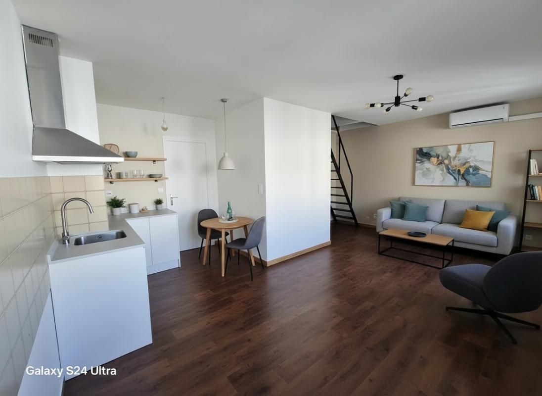 Appartement T2 Duplex avec potentiel de 50 m² + Terrasse & 1 cave