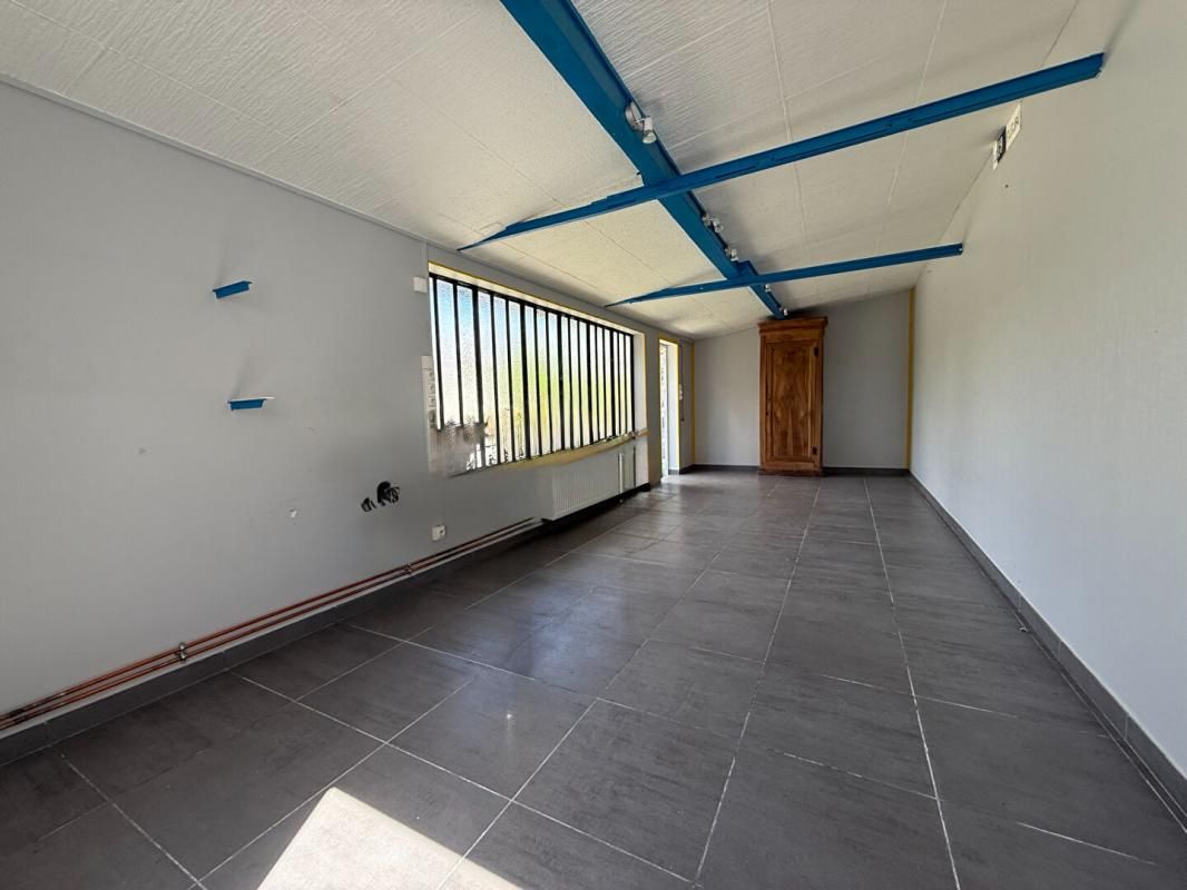 YZEURE Maison Yzeure avec dépendance cave Jardin puits atelier 1