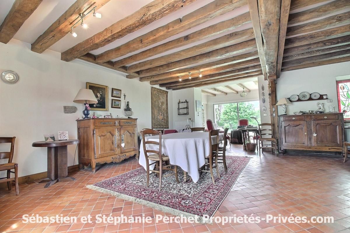 GIDY 45520: Gidy : Longère pleine de charme de 176 m² - 4 chambres - grange attenante - terrain 2 000 m² 4