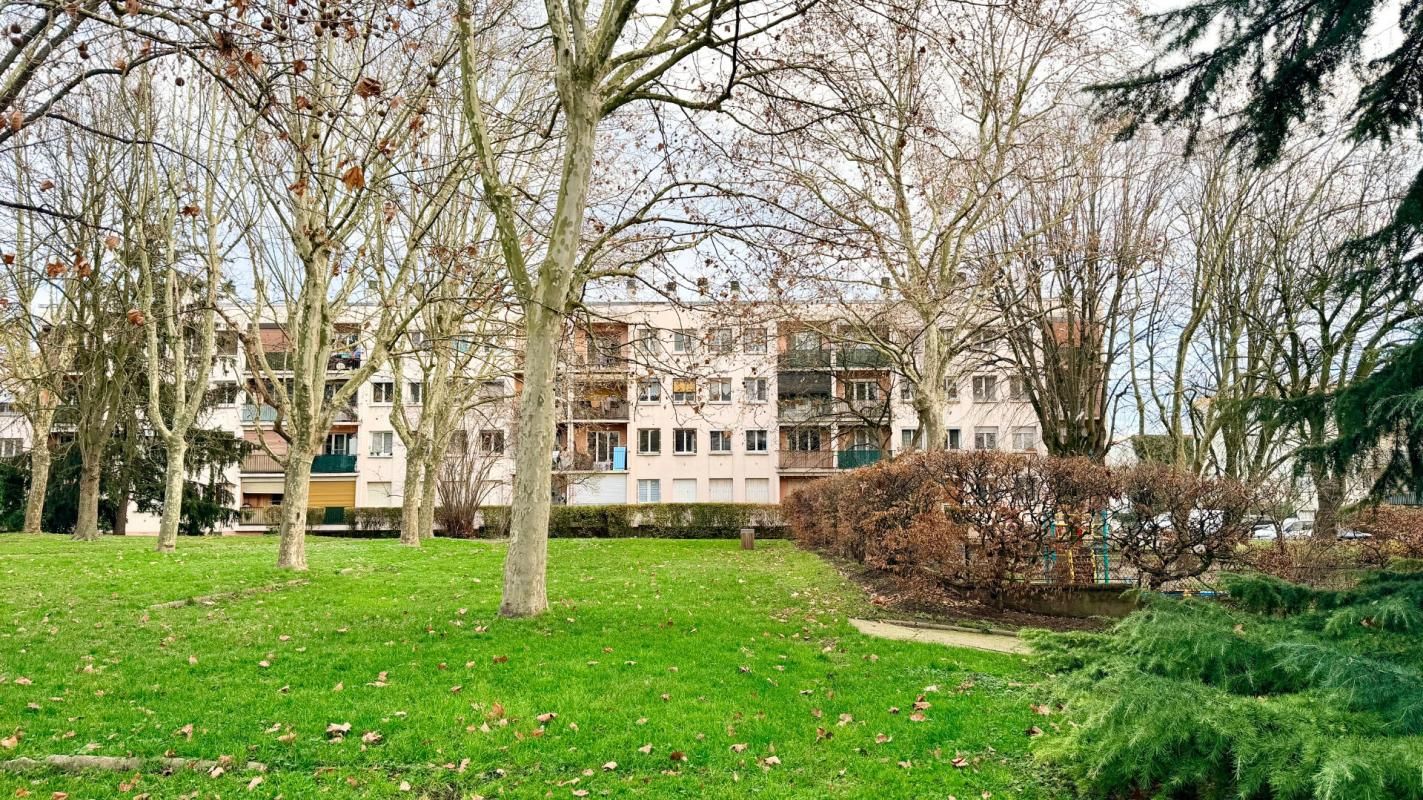 Appartement  5 pièce(s) 70.72 m2