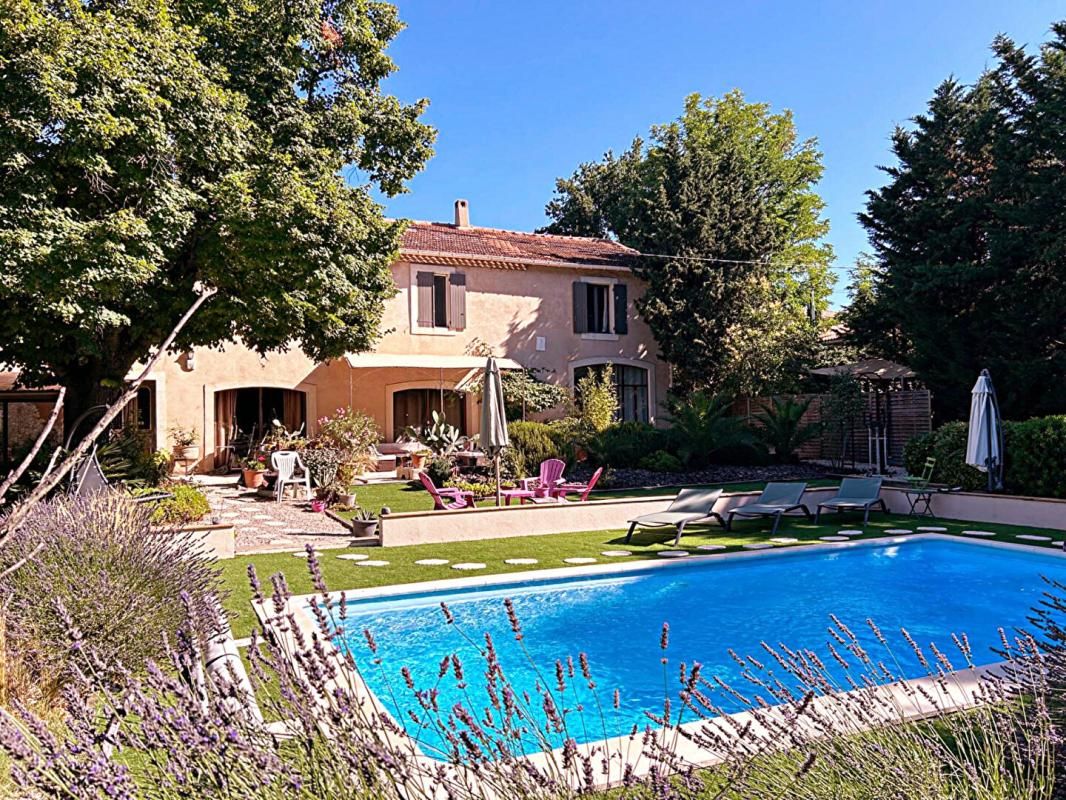 MAISON DE FAMILLE ET MAS AUTHENTIQUE