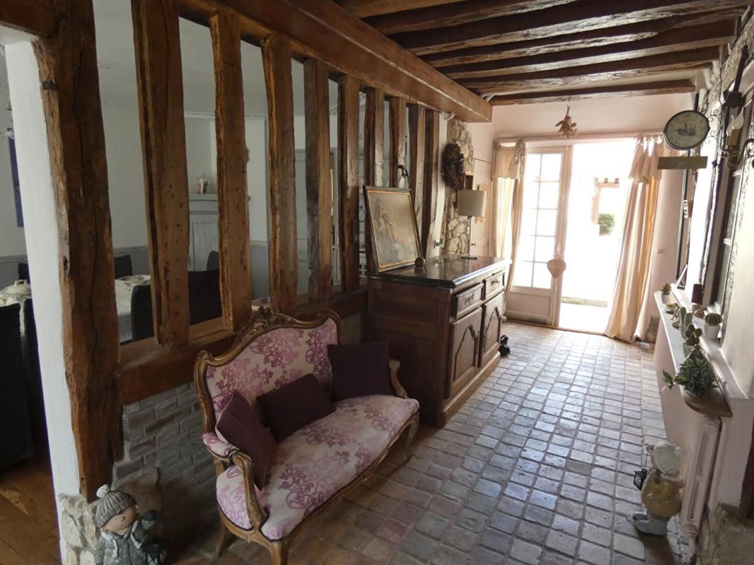 IVRY-LA-BATAILLE Maison ancienne (225 m2) 2