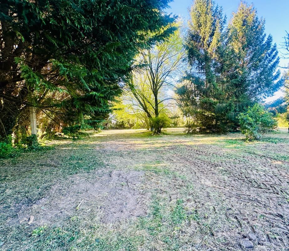 PONT-L'EVEQUE Longère Normande en colombage,  à rénover sur grand terrain de 5154m² 2