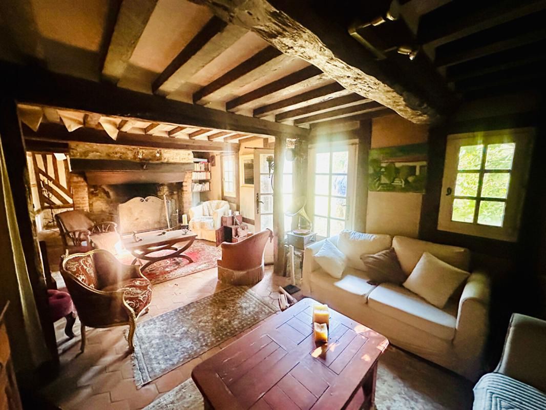 PONT-L'EVEQUE Longère Normande en colombage,  à rénover sur grand terrain de 5154m² 4