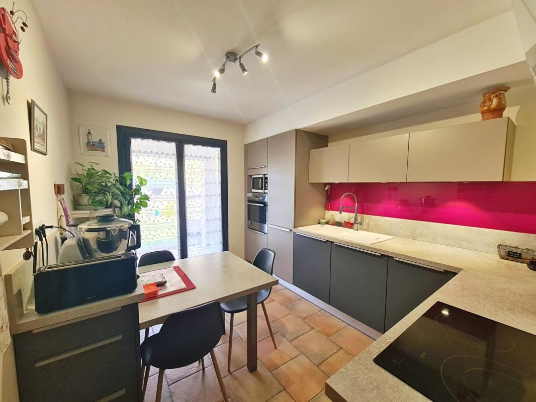 SANARY-SUR-MER VILLA T4 AVEC PISCINE 4